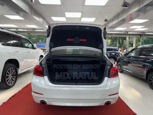 বিএমডব্লিউ ৫২০আই ২০১৮ পার্ল
