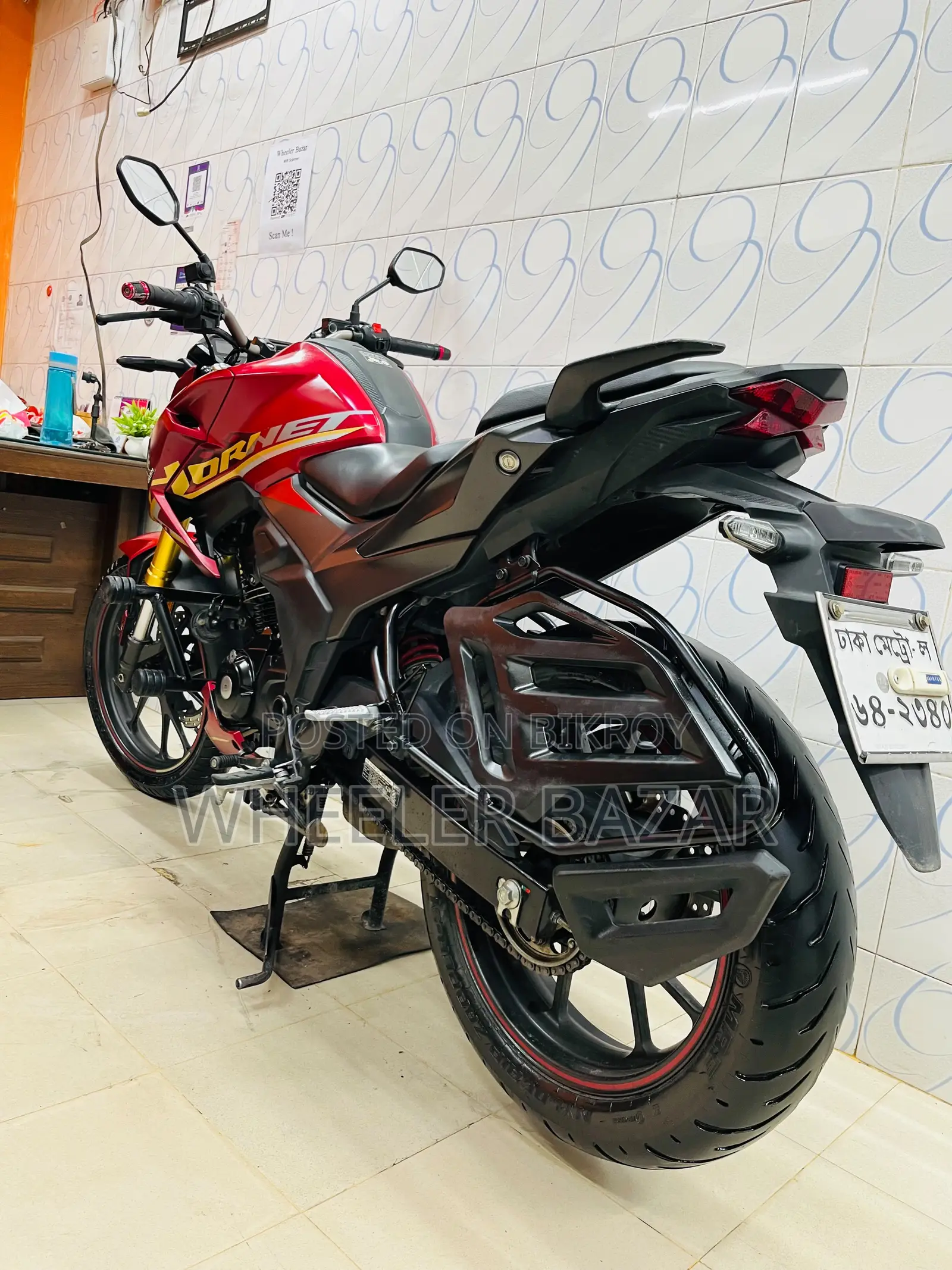হোন্ডা হর্নেট ২০২৪ রেড