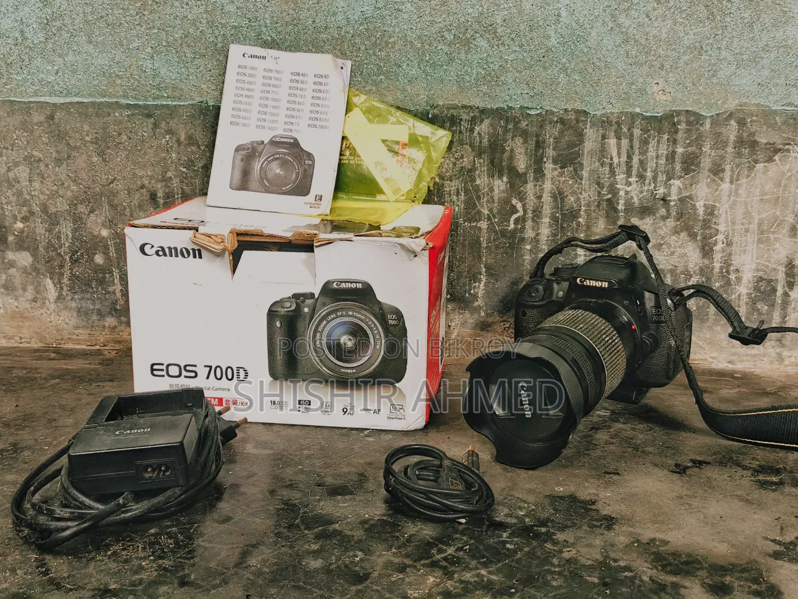 Cacon 700d With Box and Pepars