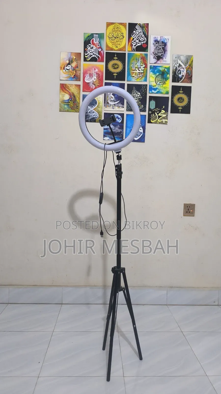 3-color ring light for sale, inbox if interested