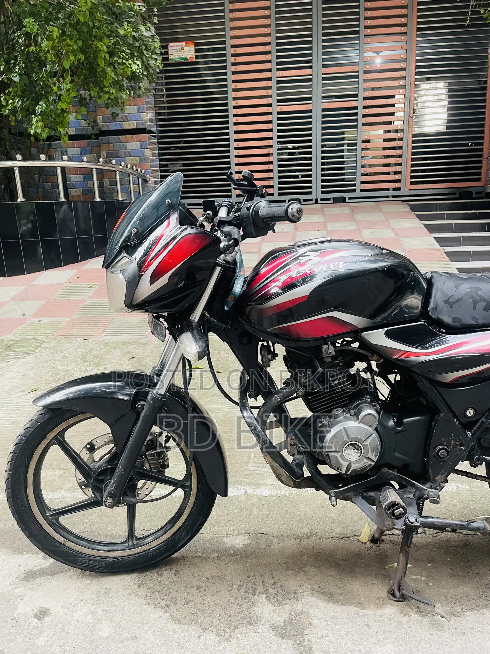 Bajaj Discover 150 2013 Black