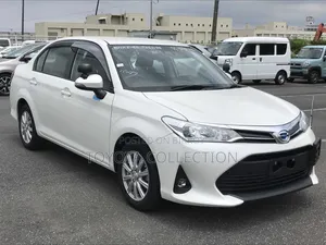 টয়োটা এক্সিও ২০২১ পার্ল