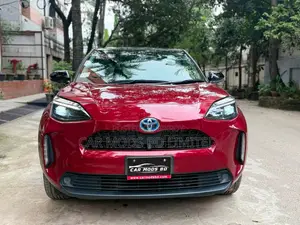 Toyota Yaris Cross 1.5 Hybrid FWD 2021 Red