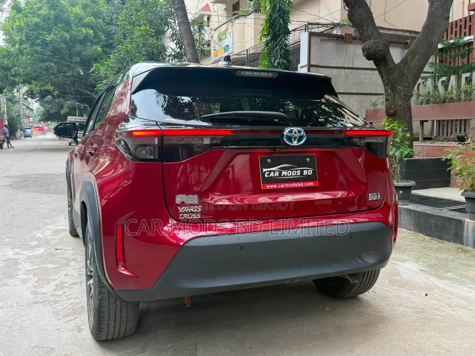 Toyota Yaris Cross 1.5 Hybrid FWD 2021 Red