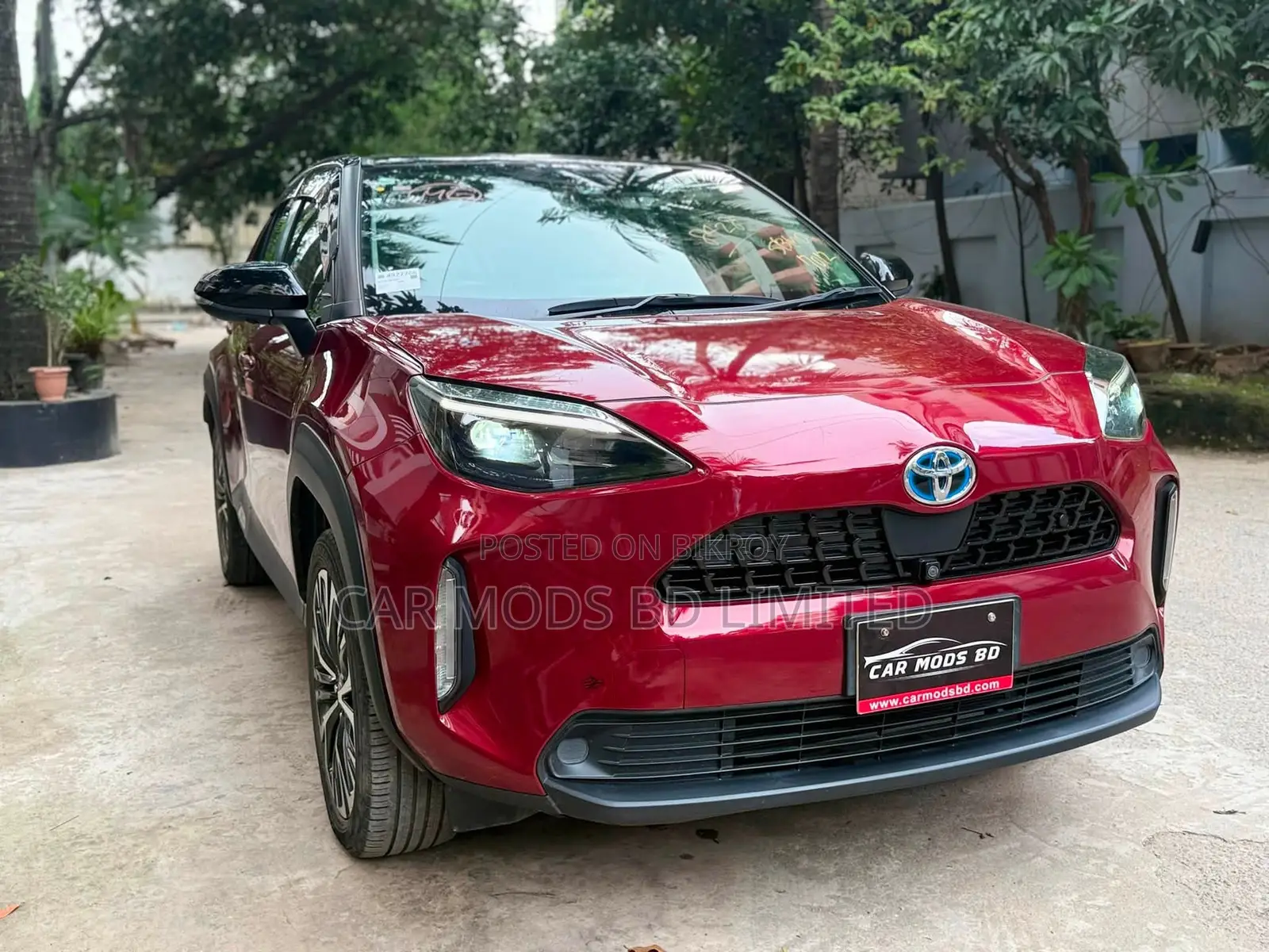 Toyota Yaris Cross 1.5 Hybrid FWD 2021 Red