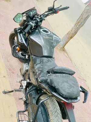 Hero Xtreme 125R 2026 Black