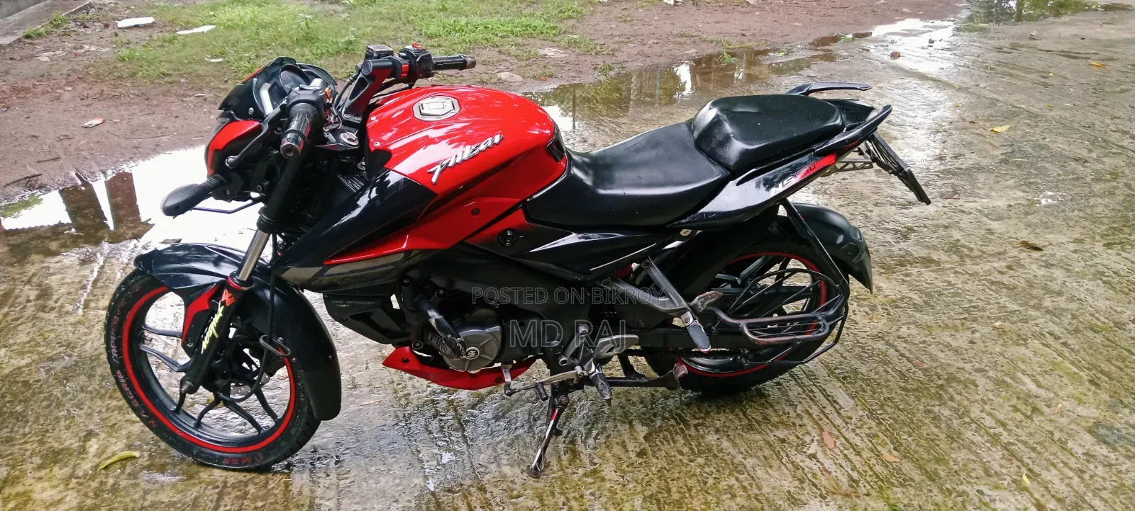 নতুন বাজাজ পালসার এনএস ১৬০ ২০১৮ লাল