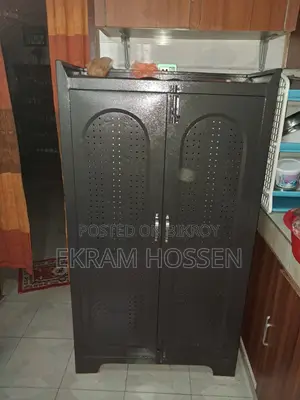 স্টিল র‍্যাক