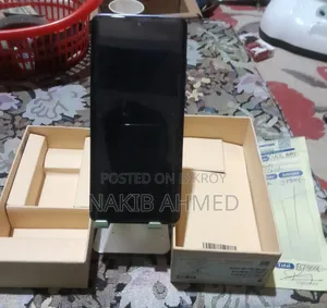Motorola 256 GB Gray