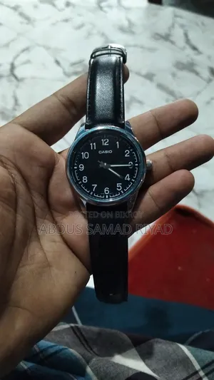 Watch is very good, used very little, selling because I need money