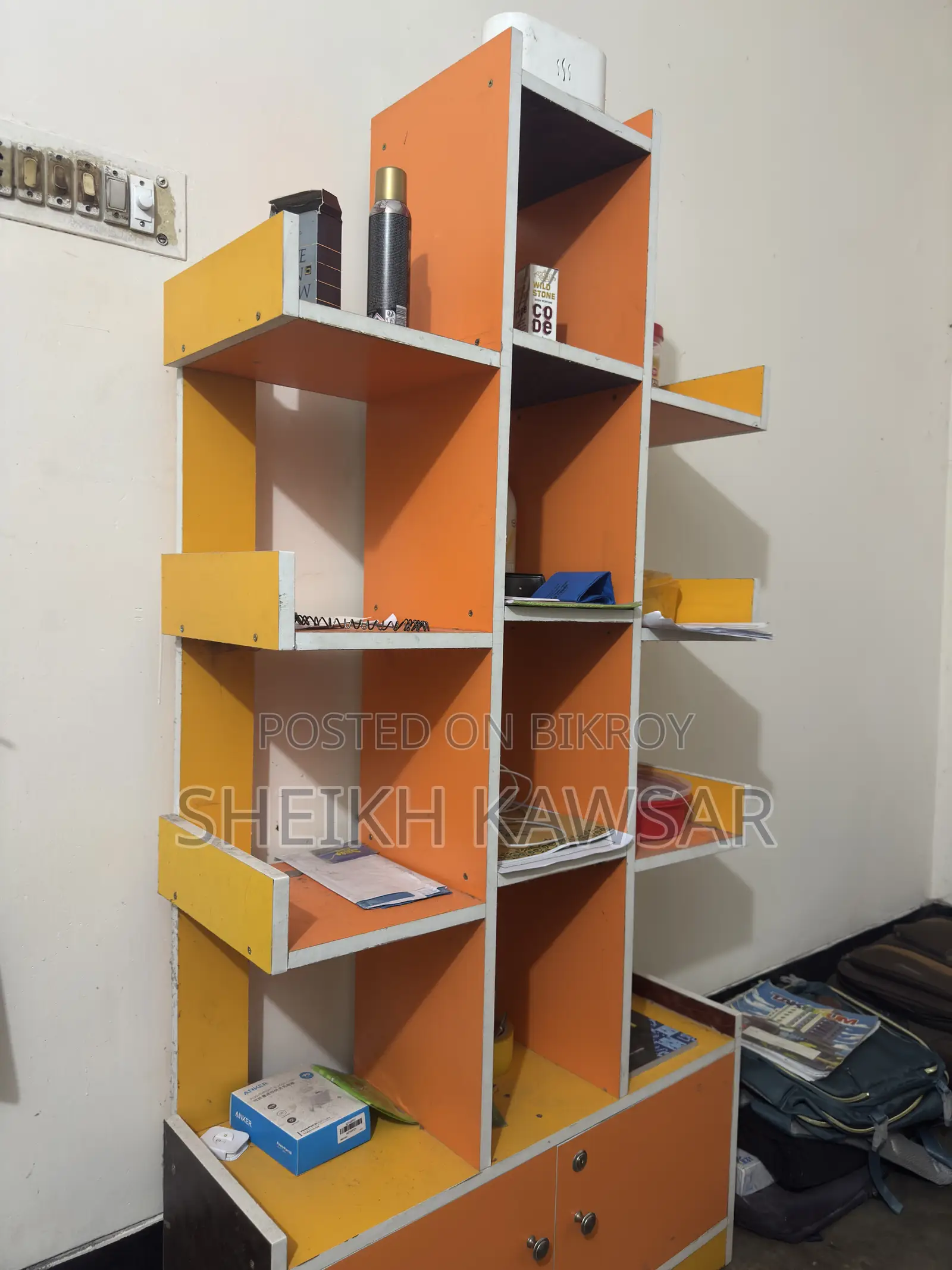 Book Shelf Chair