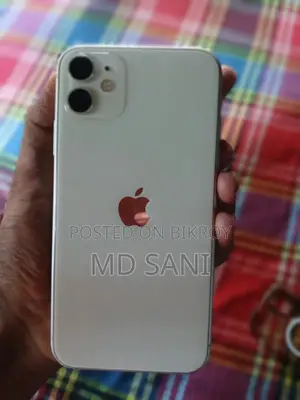 অ্যাপল আইফোন ১১ ৬৪ জিবি সাদা