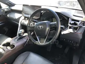 Toyota Harrier 2.5 Hybrid 4WD 2021 Black
