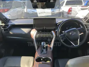 Toyota Harrier 2.5 Hybrid 4WD 2021 Black