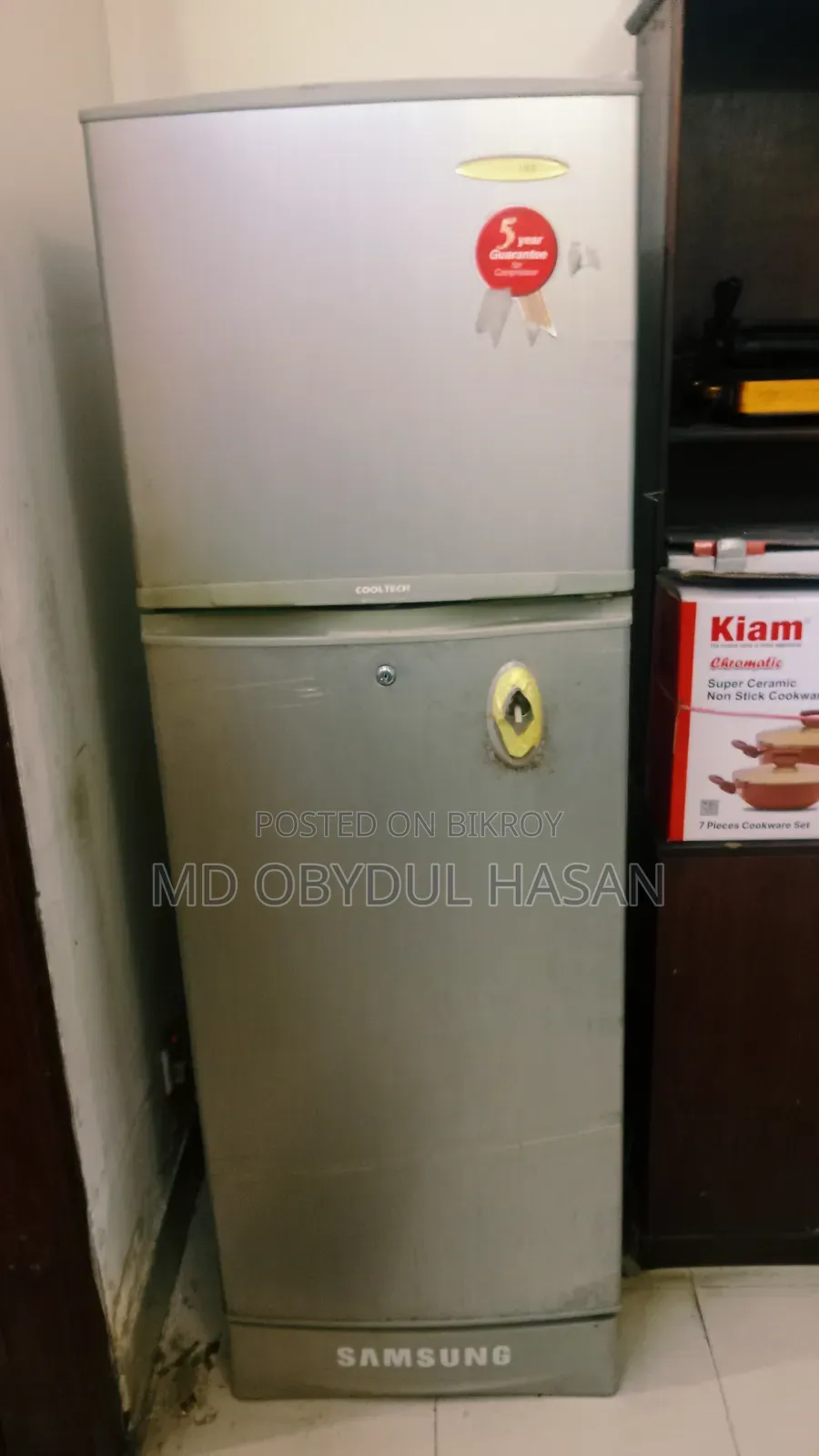 ব্যবহারকৃত একটি ফ্রিজ বিক্রয় হবে