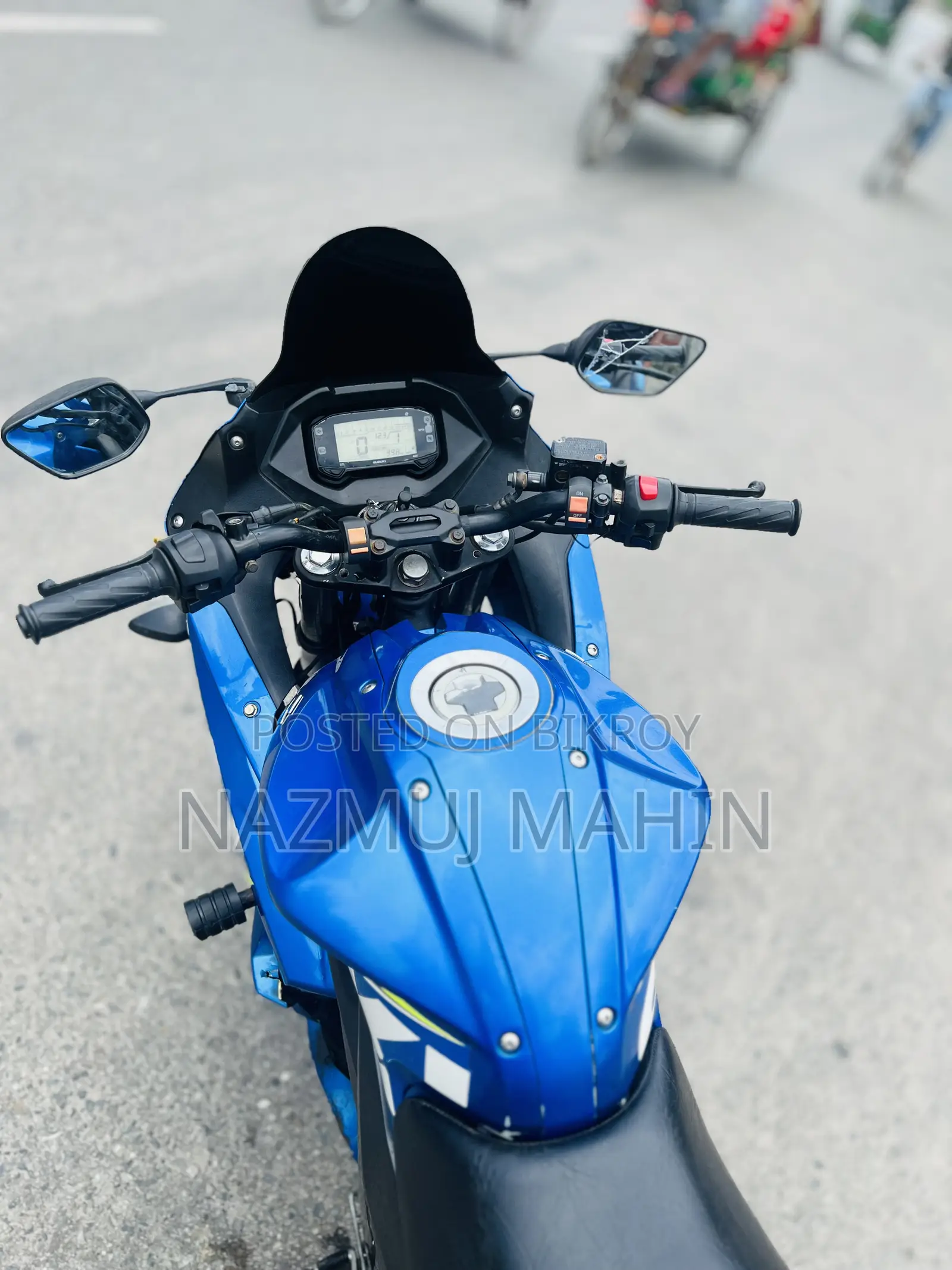 সুজুকি জিক্সার এসএফ ২০১৮ নীল