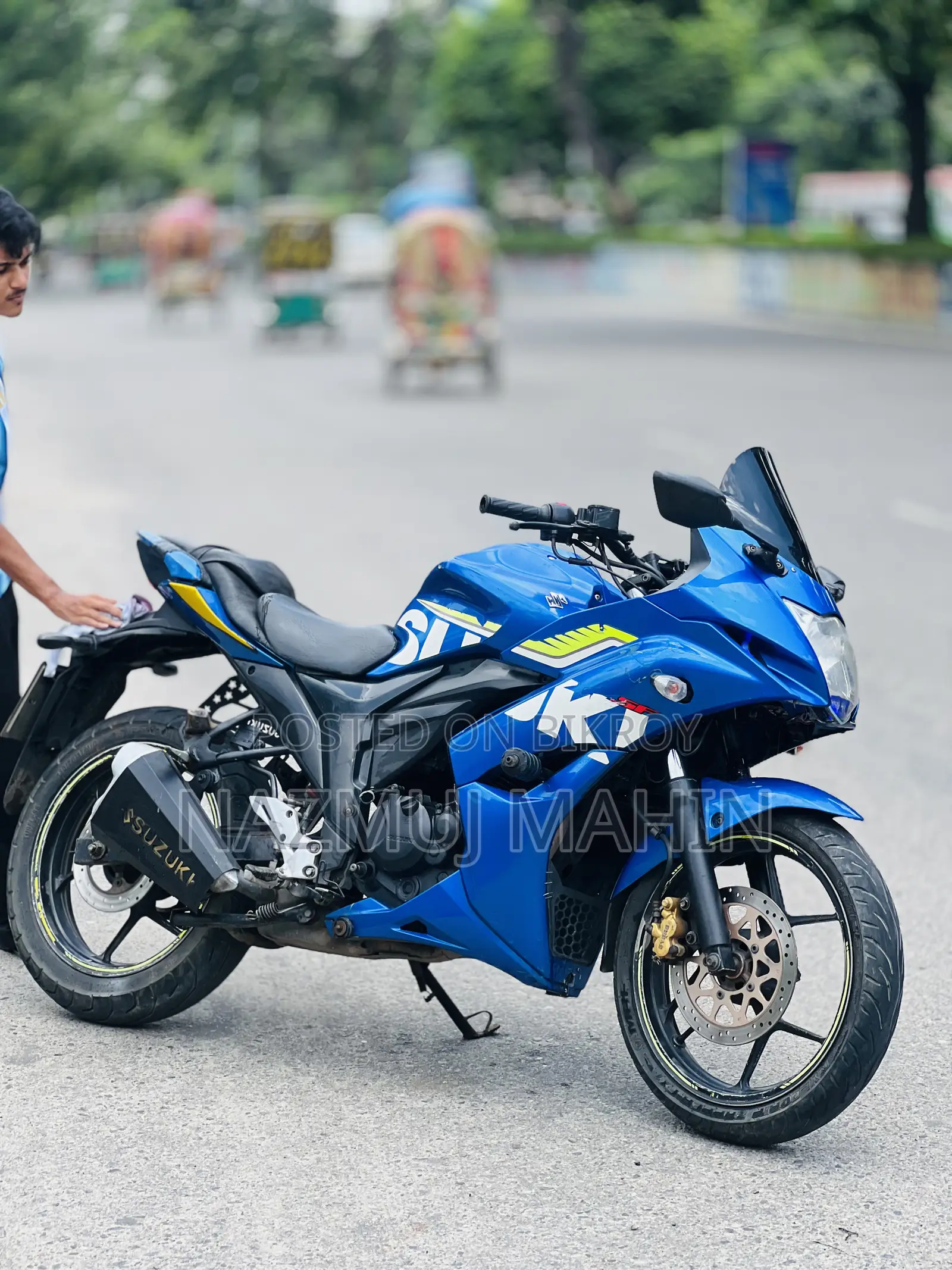 সুজুকি জিক্সার এসএফ ২০১৮ নীল