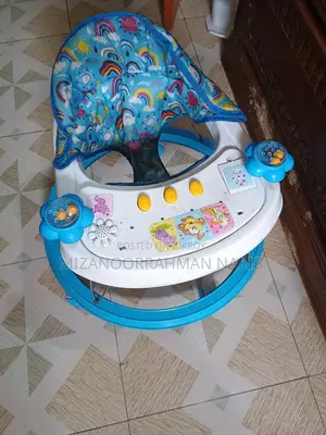 বেবি মিউজিক ওয়াকার