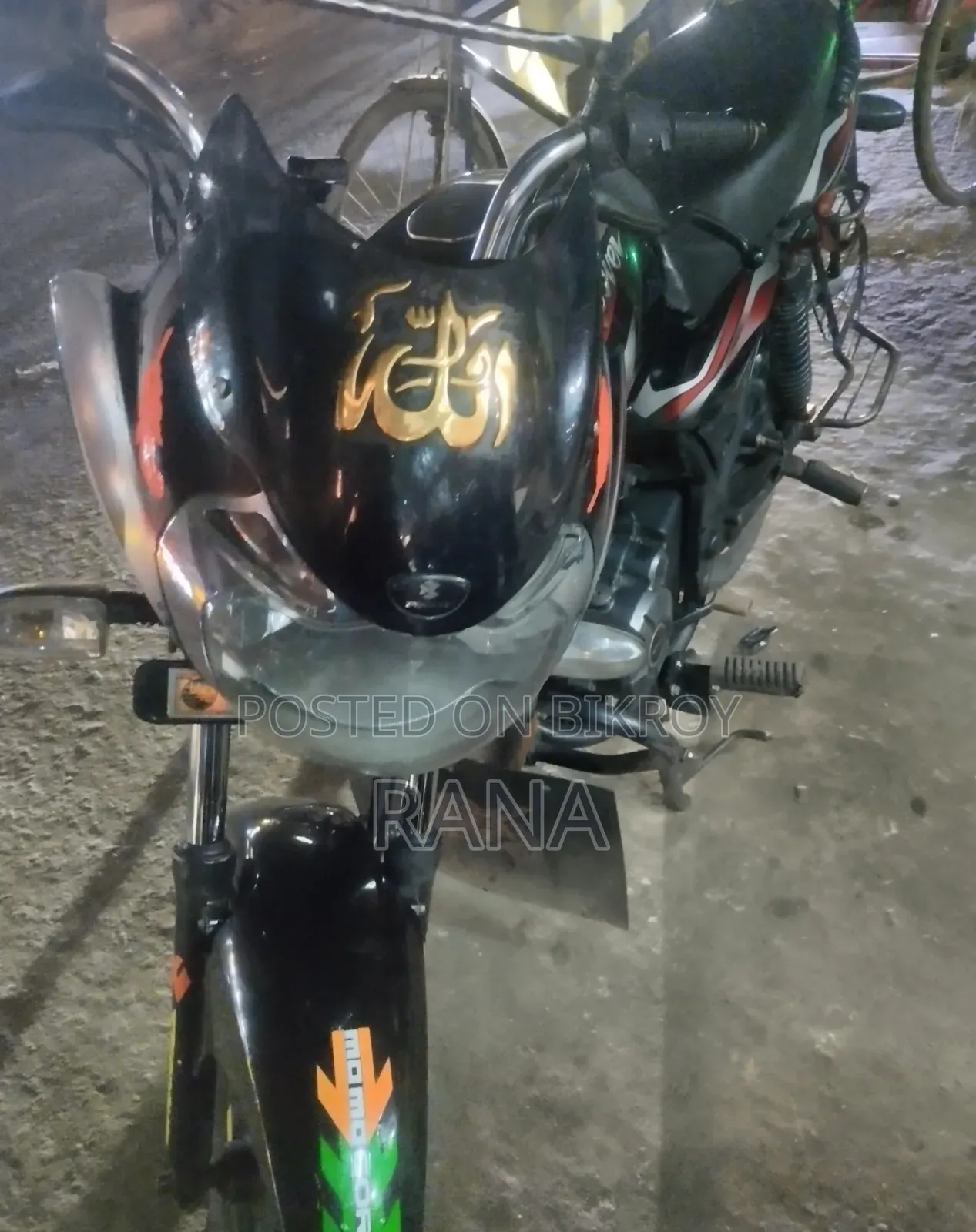 Bajaj Discover 100 2011 Black