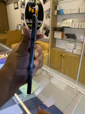 মটোরোলা এজ ৫০ নিও ২৫৬ জিবি নীল