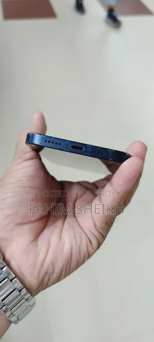 Apple iPhone 12 64 GB Black