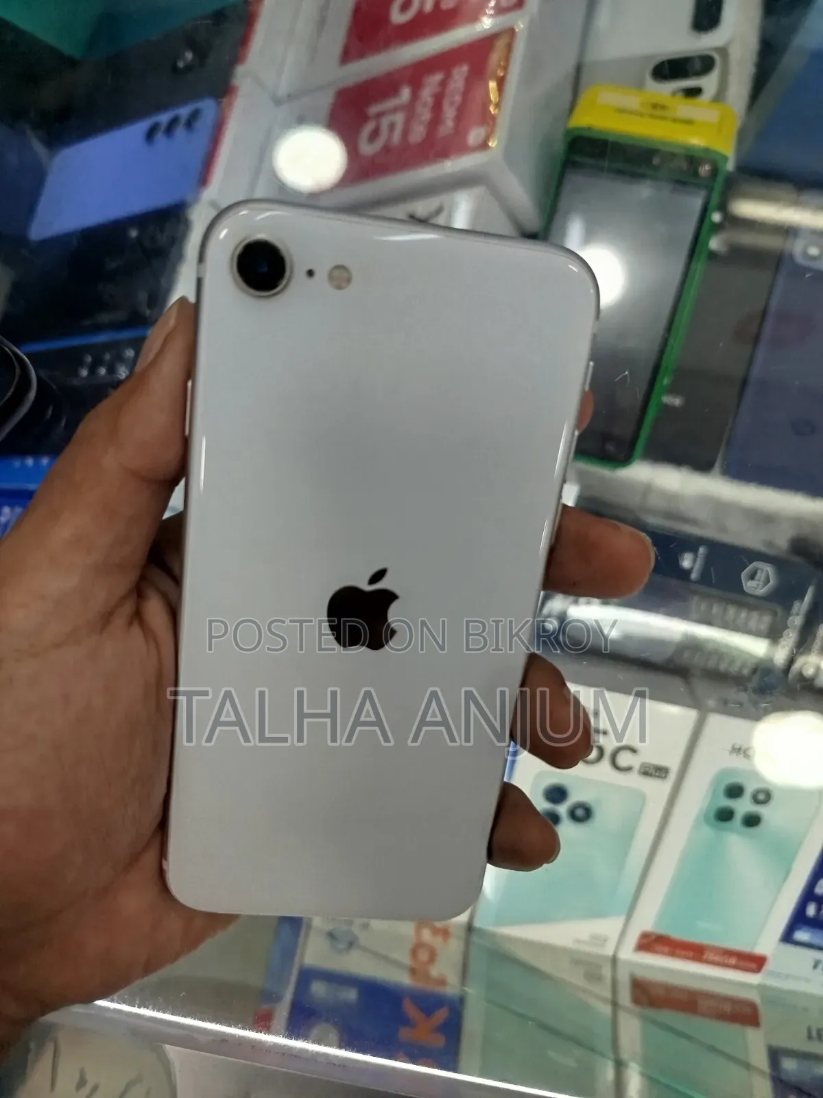 অ্যাপল আইফোন এসই (২০২০) ১২৮ জিবি সাদা