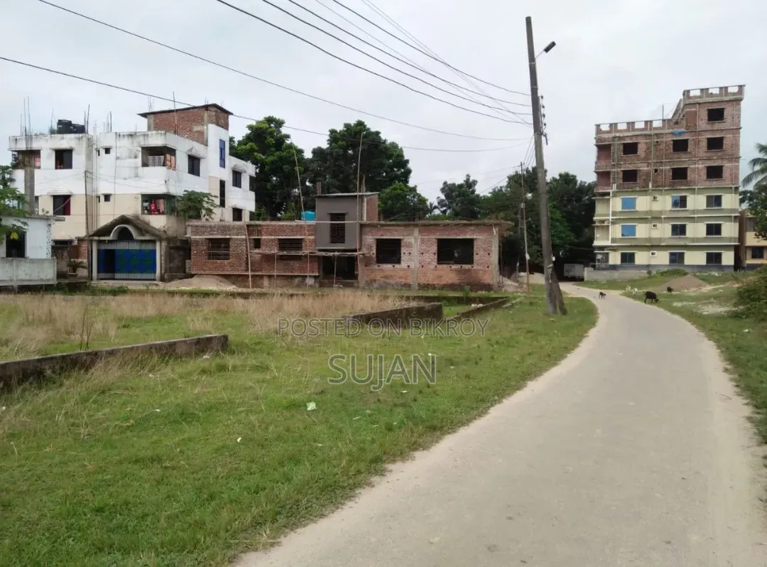 জায়গা বিক্রয় হবে