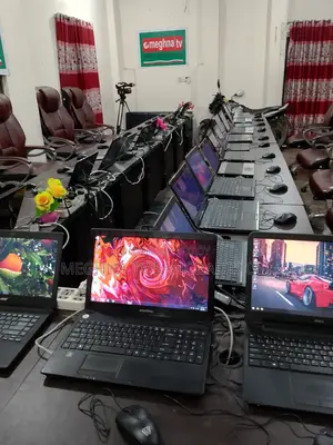 ল্যাপটপ আসুস ৪জিবি ইন্টেল এসএসডি ৫০০জিবি