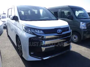 Toyota Noah 2022 Pearl