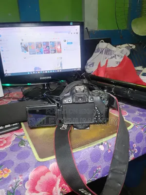 ক্যামেরা মডেল ক্যানন ৭০০ডি
