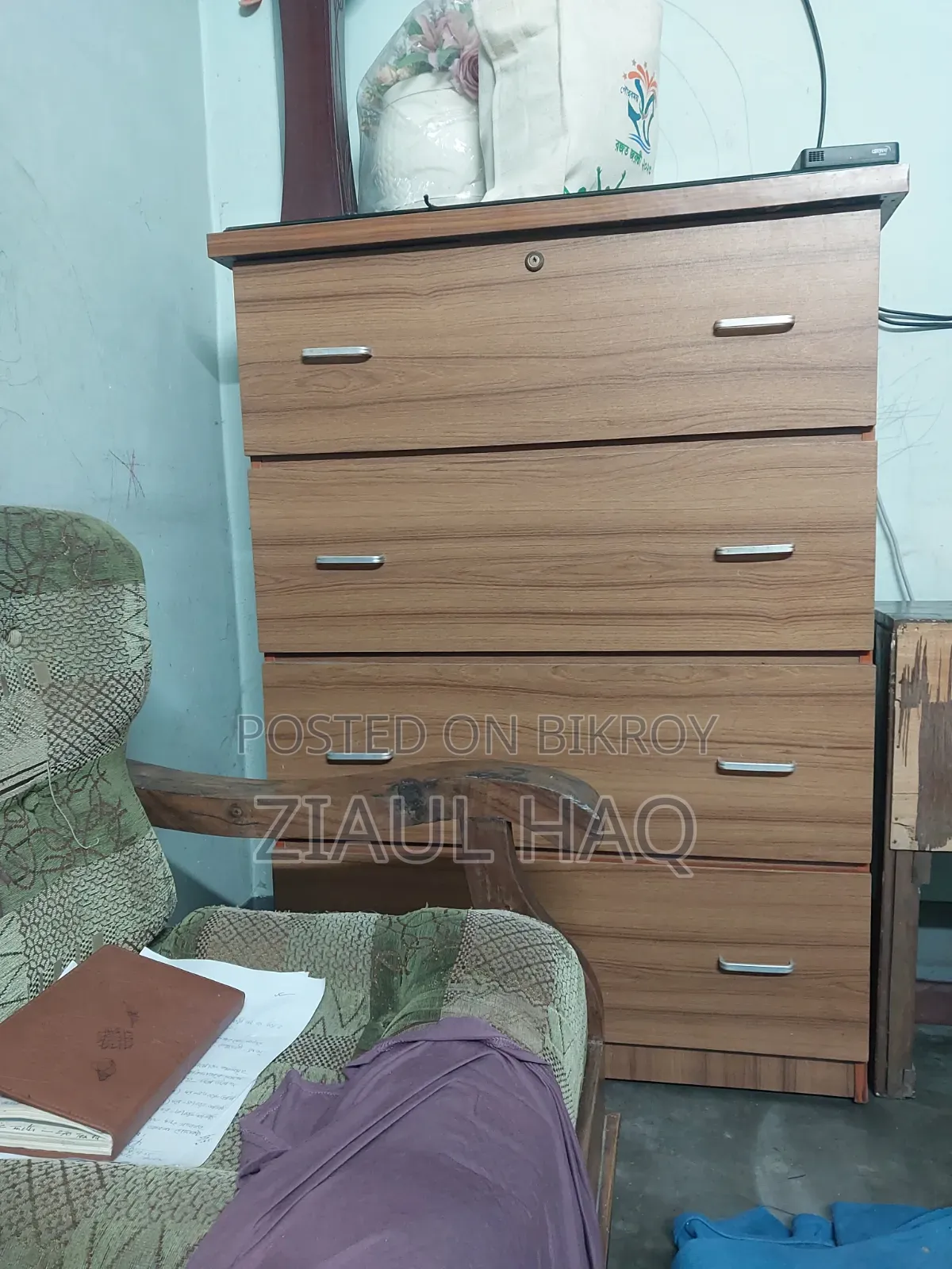 Wardrobe Sell
