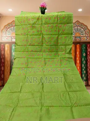 ক্লাসিক হাফ সিল্ক স্কিন প্রিন্ট শাড়ি