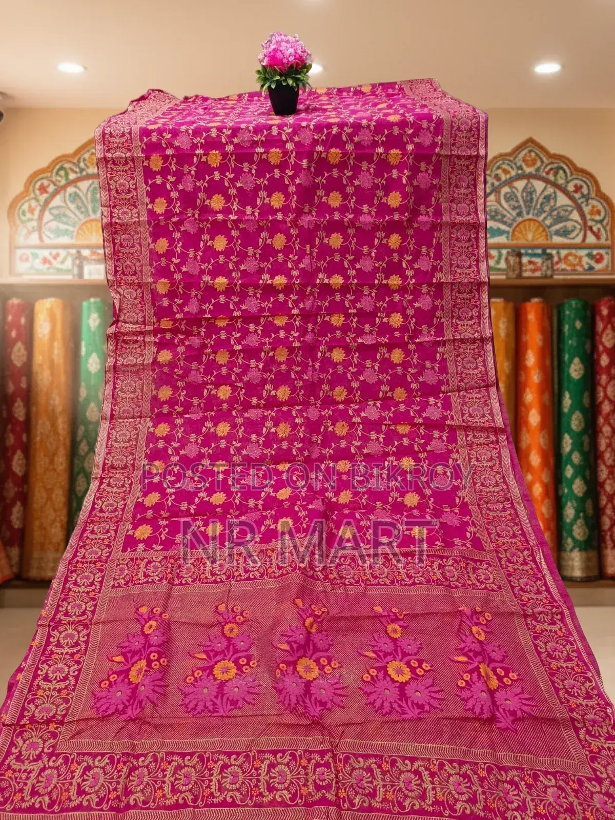  ক্লাসিক হাফ সিল্ক স্কিন প্রিন্ট শাড়ি