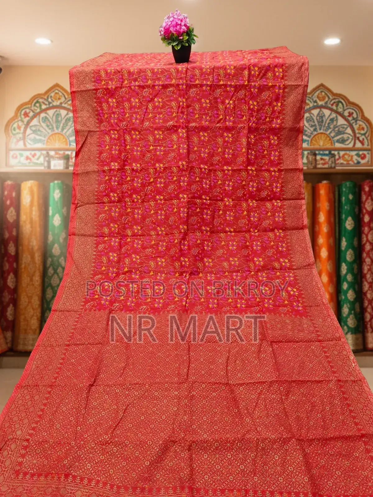  ক্লাসিক হাফ সিল্ক স্কিন প্রিন্ট শাড়ি