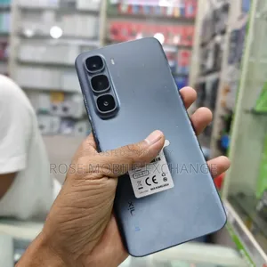 Infinix 128 GB Black