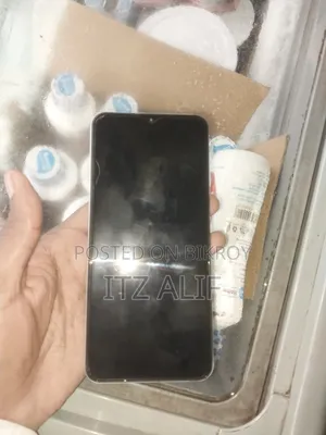 Samsung Galaxy A13 64 GB নীল