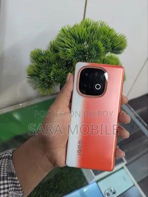 iQOO 256 GB লাল