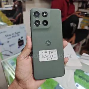 Motorola 128 GB Green
