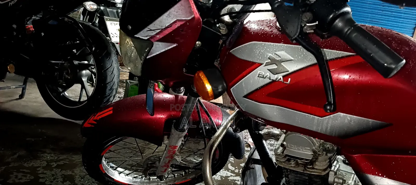 নতুন বাজাজ সিটি ১০০ ২০১১ সাদা