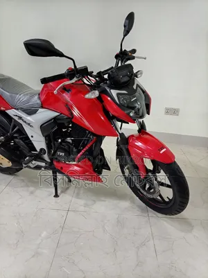 TVS Apache 160 4V 2023 Red