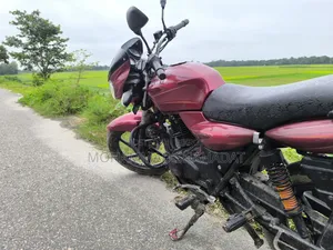 Bajaj Discover 135 2010 Red