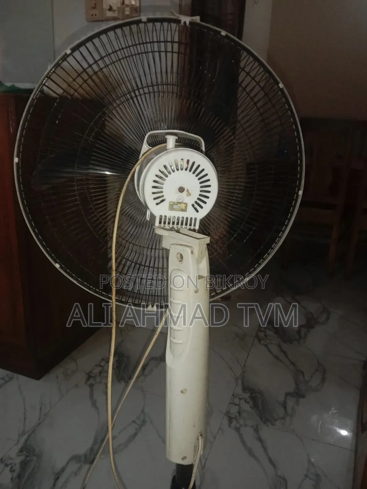 Fan for sale. Owner's number