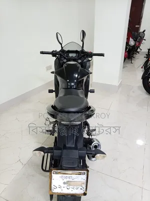 সুজুকি জিক্সার এসএফ ২০২২ গ্রে