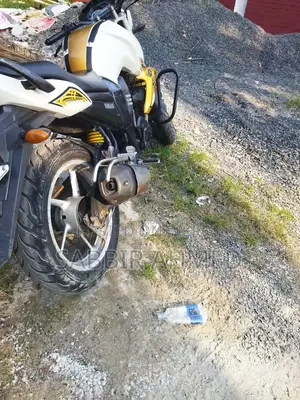 Yamaha FZ 2015 White