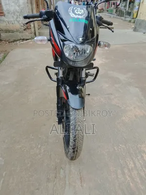 বাজাজ পালসার ১৫০ ২০২০ ব্ল্যাক