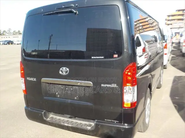 Toyota HiAce 2023 Black
