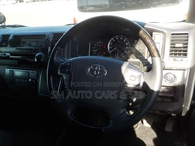 Toyota HiAce 2023 Black
