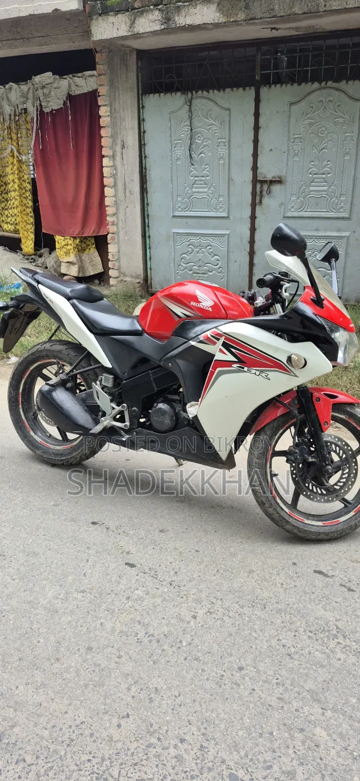 Honda CBR 2015 Red
