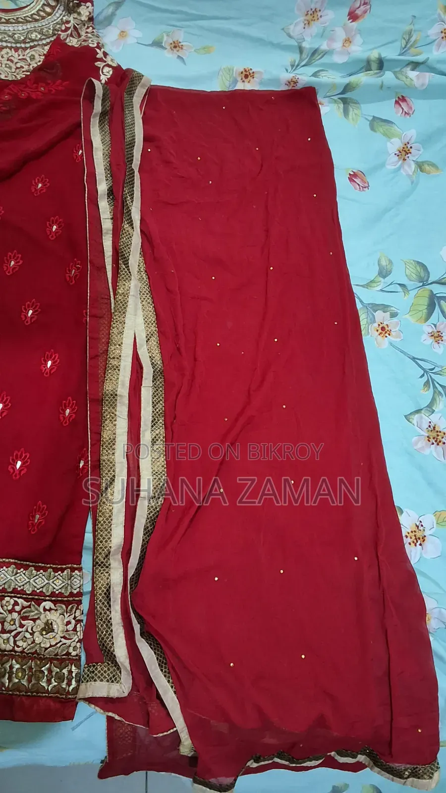 ব্যবহৃত মেয়েদের পোশাক