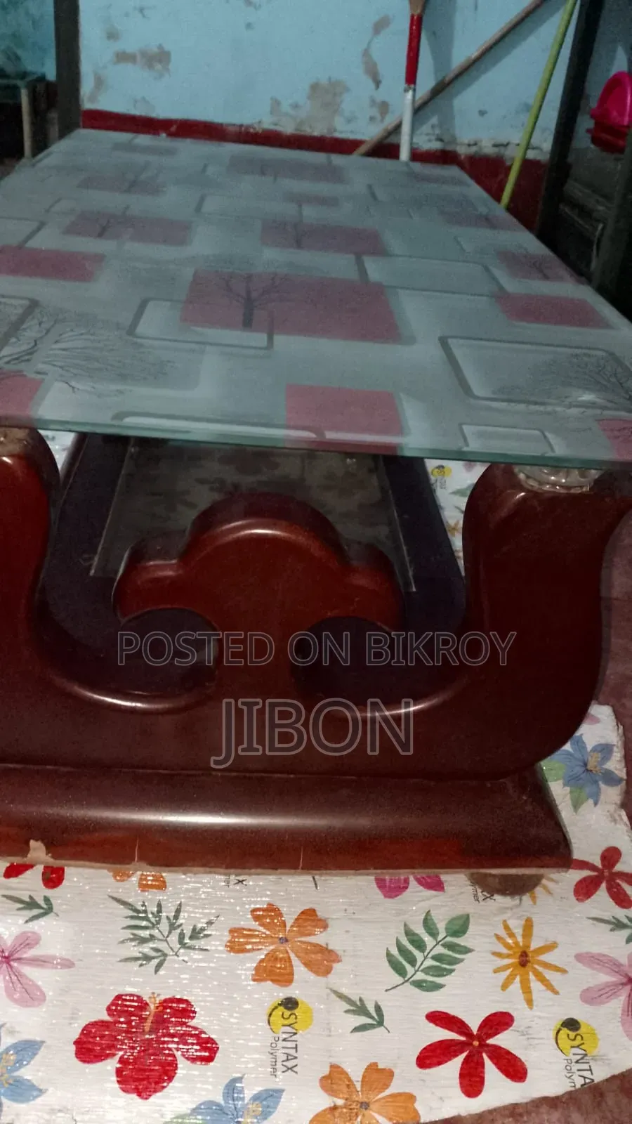 Large Size Modern Tea Table 10mm Tempered Glass Perfect for Drawing Room